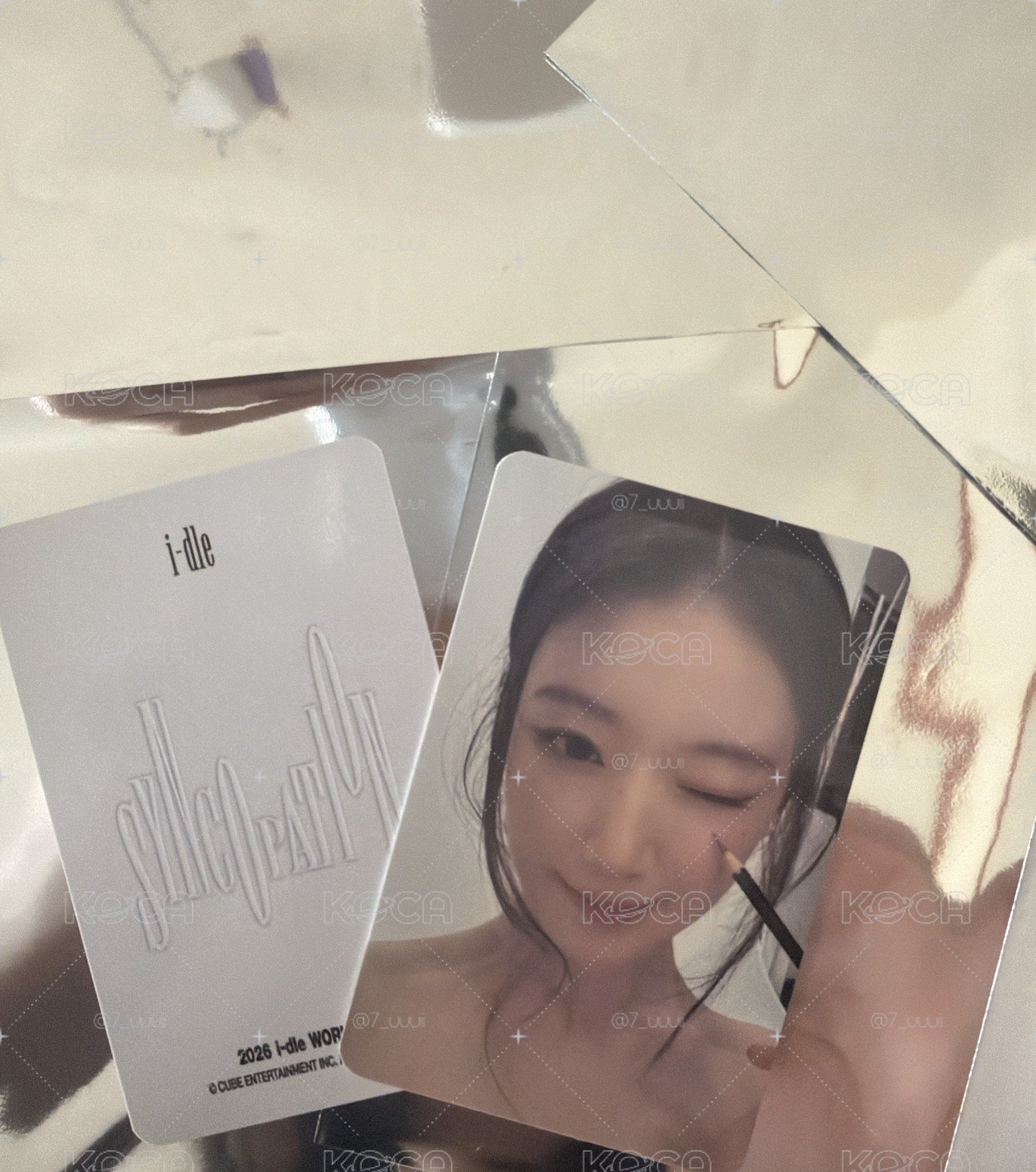 【正版現貨】(G)I-DLE 2026 世巡周邊小卡 Syncopation 舒華 SHUHUA 眨眼拿筆款 