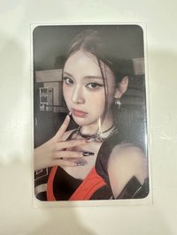 NOT JUST PRETTY專輯卡2