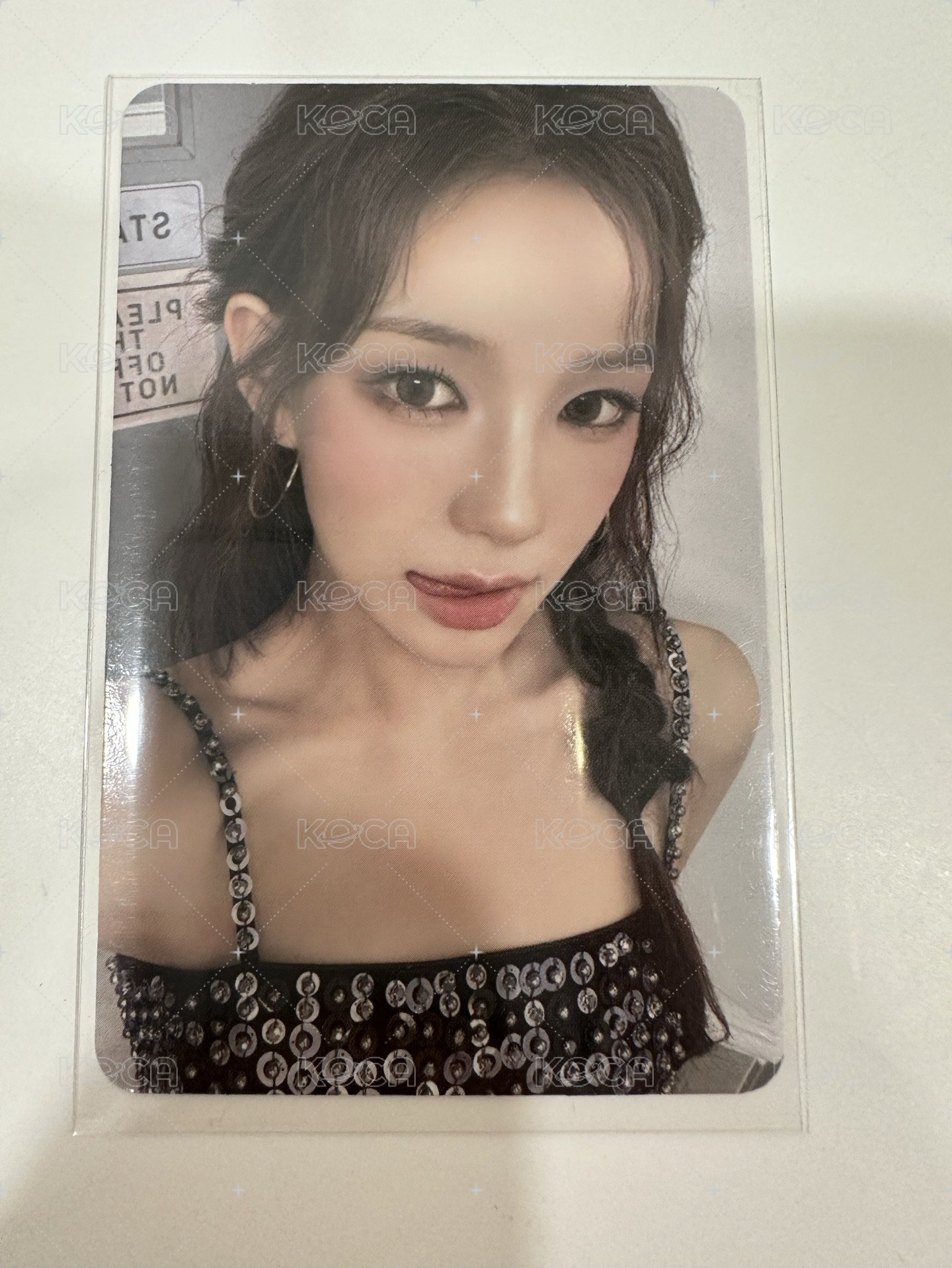 NOT JUST PRETTY 專輯卡