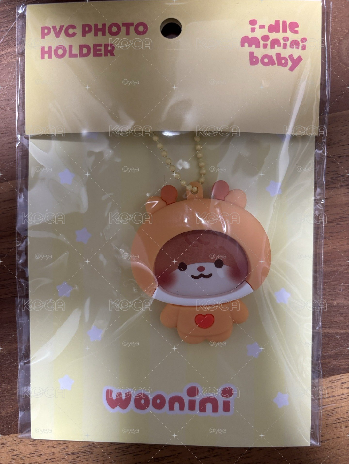 快閃店購入 買雨琦pvc相框 送米妮滿額卡