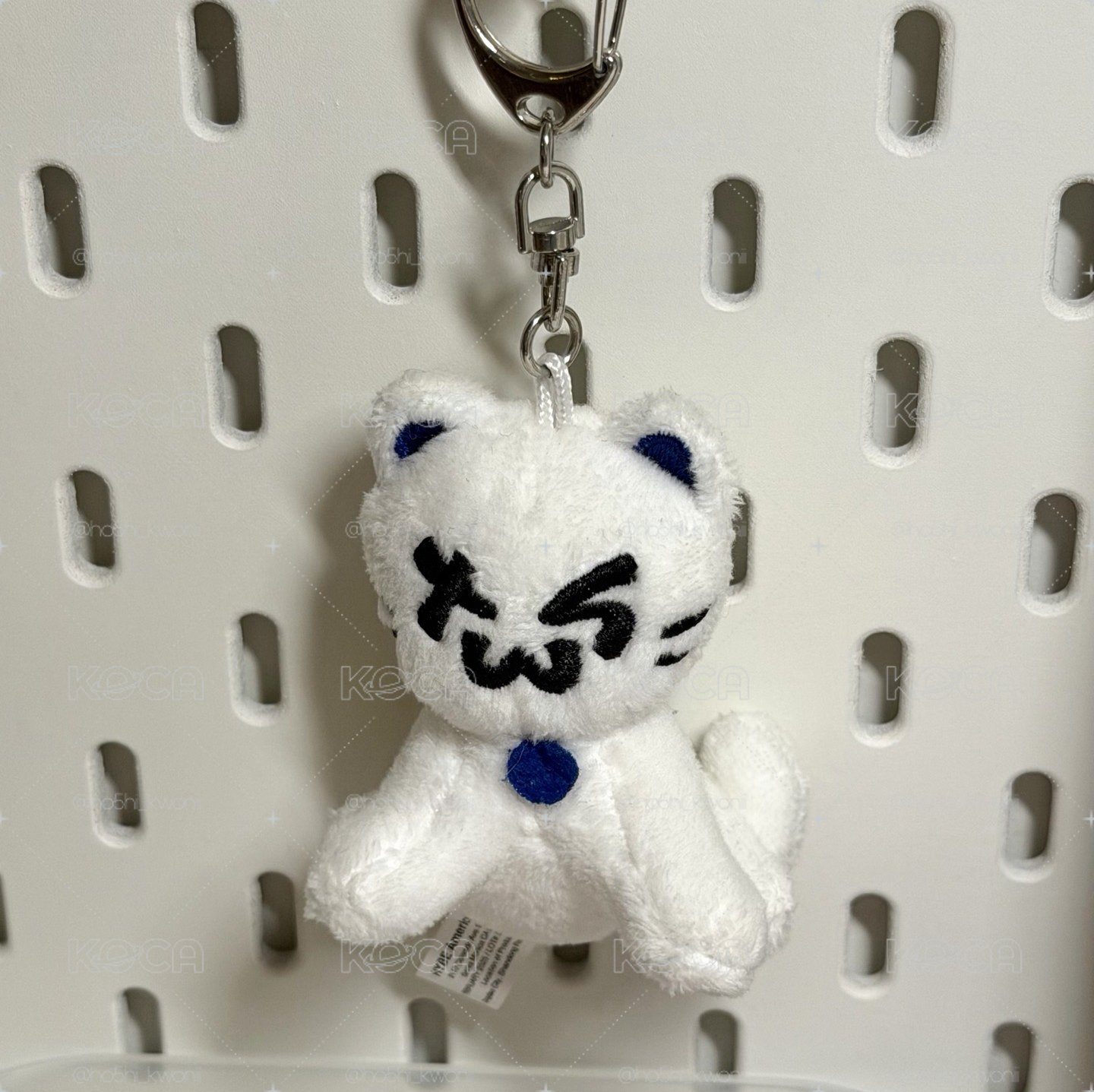 ★ 吐 貓