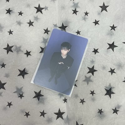 GIANT 初回生產限定B盤 專卡玟🐶