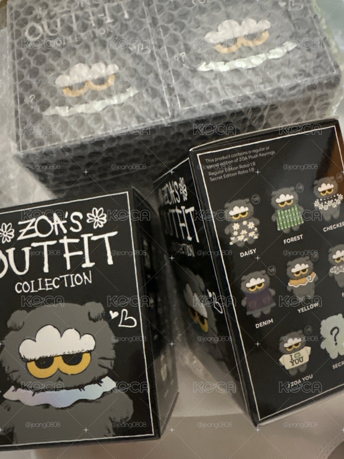 ZOA RANDOM PLUSH KEYRING