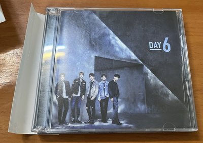 DAY6 THE BEST DAY初回限定盤（含🦊小卡）