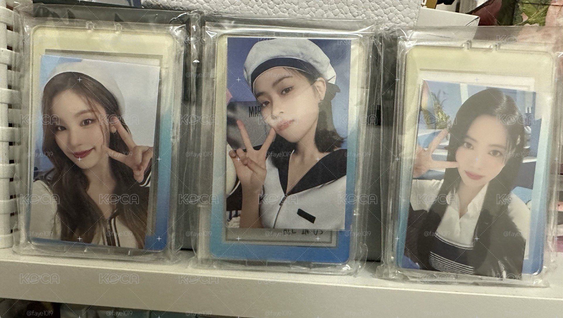 ITZY 日本快閃店海軍立牌