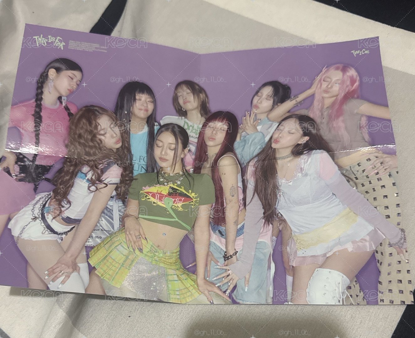 twice 海報