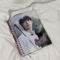 立于solo雨傘版