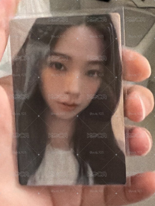  KFC代言卡Karina (中背）