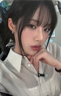 正規二 wf 線上1.0 簽售卡 