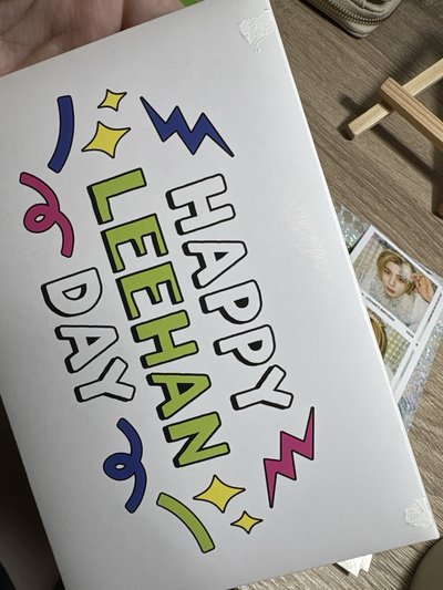24年 李涵、宰鉉生日明信片