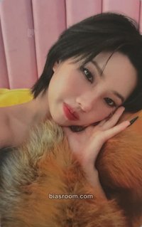 《CHIC》 雜誌卡 愛雪卡