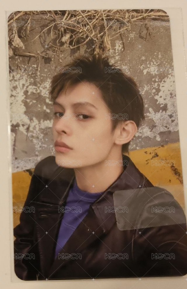 側臉殺😍