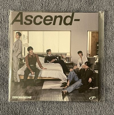 Ascend- 黑膠造型杯墊