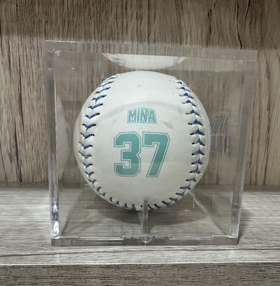 TWICE 九週年棒球 南