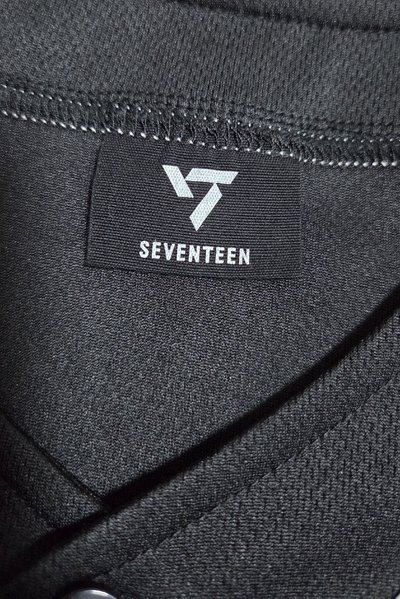 Seventeen DK 球衣 Right here
