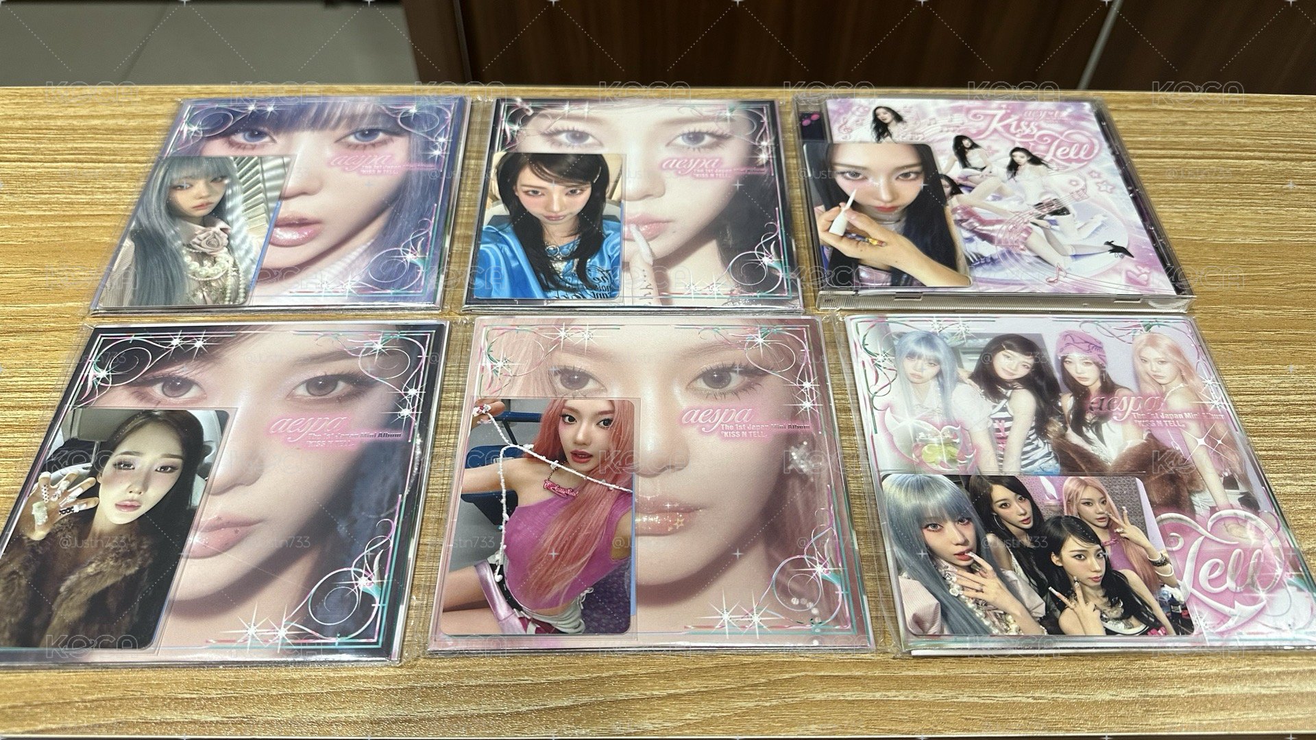 Poster整套+Kiss n tell 全專