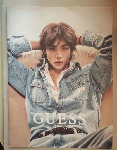 guess 型錄 鉉辰Hyunjin