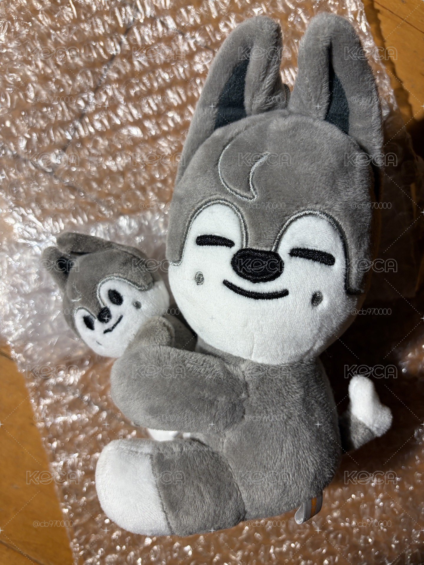 Wolf Chan 磁吸抱娃