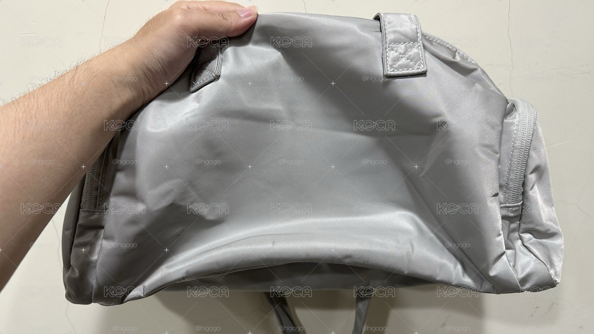 灰色愛迪達痛包