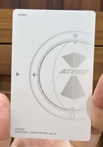 ATEEZ LIGHTINY 三代手燈 周邊卡