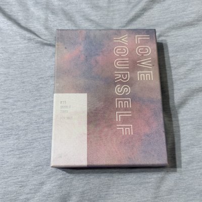 BTS LYS紐約 封面有點泛黃