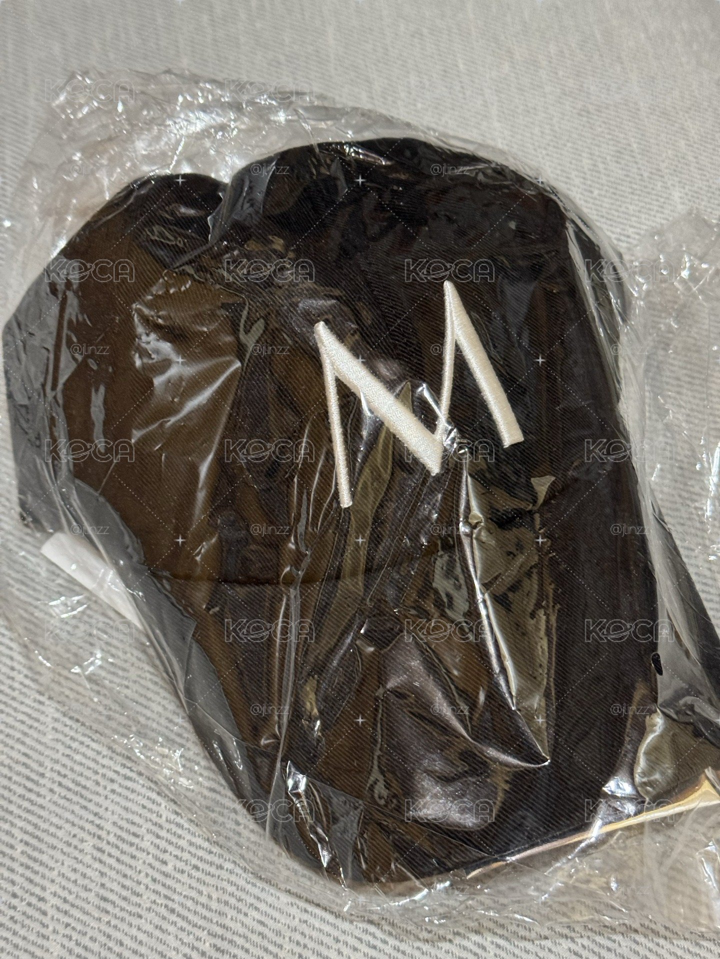 棒球帽含未拆卡