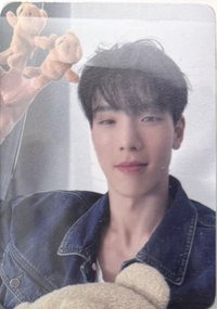 I’m from × SHOWNU 代言卡 