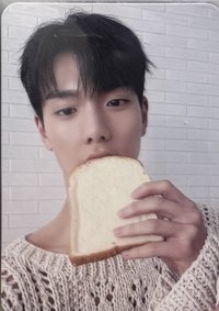 I’m from × SHOWNU 代言卡 