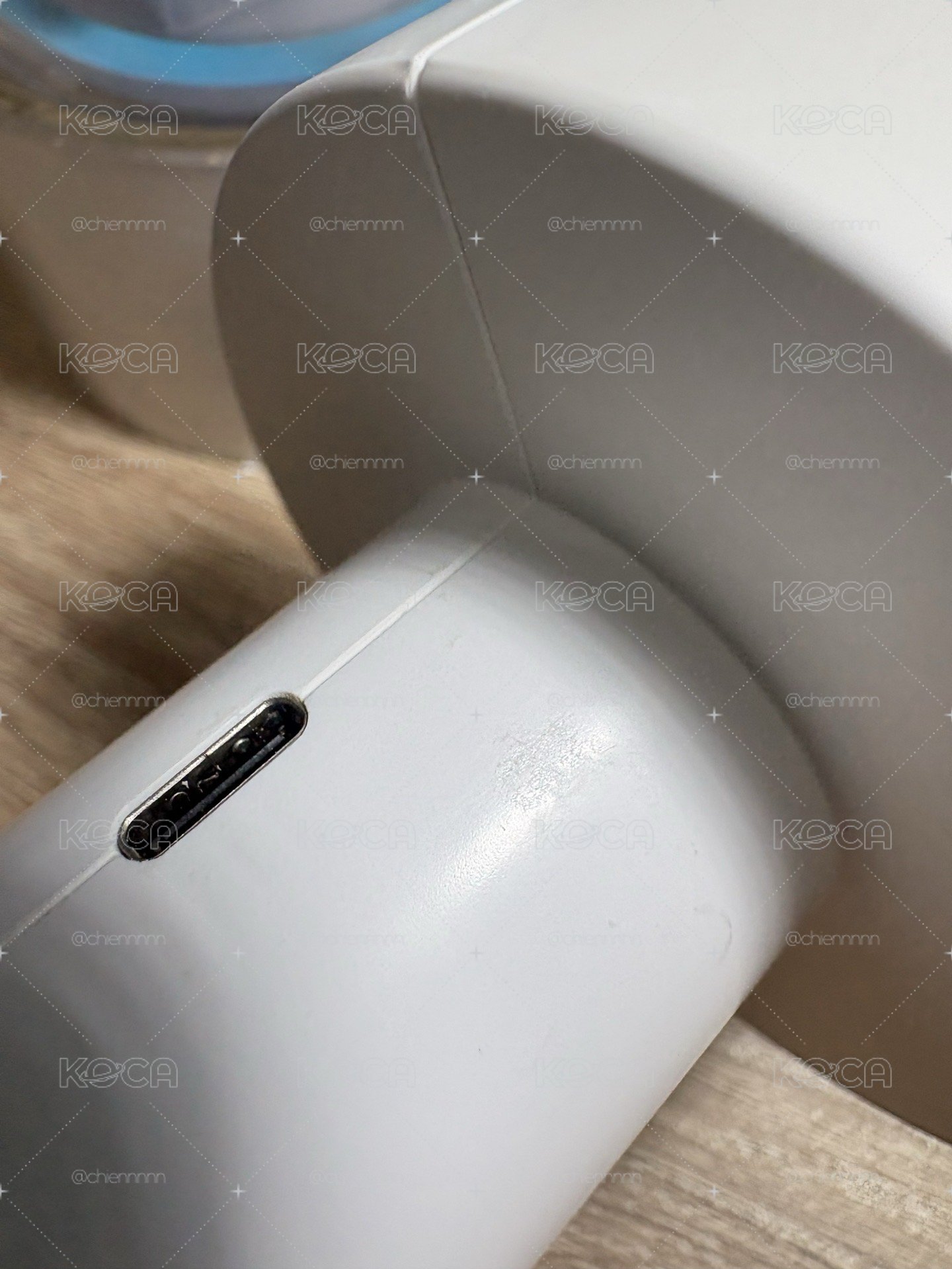 有底座手燈（一代二手 使用多次 有初販貼紙）