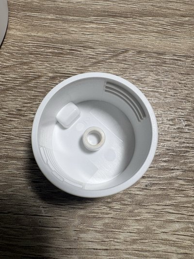 有底座手燈（一代二手 使用多次 有初販貼紙）
