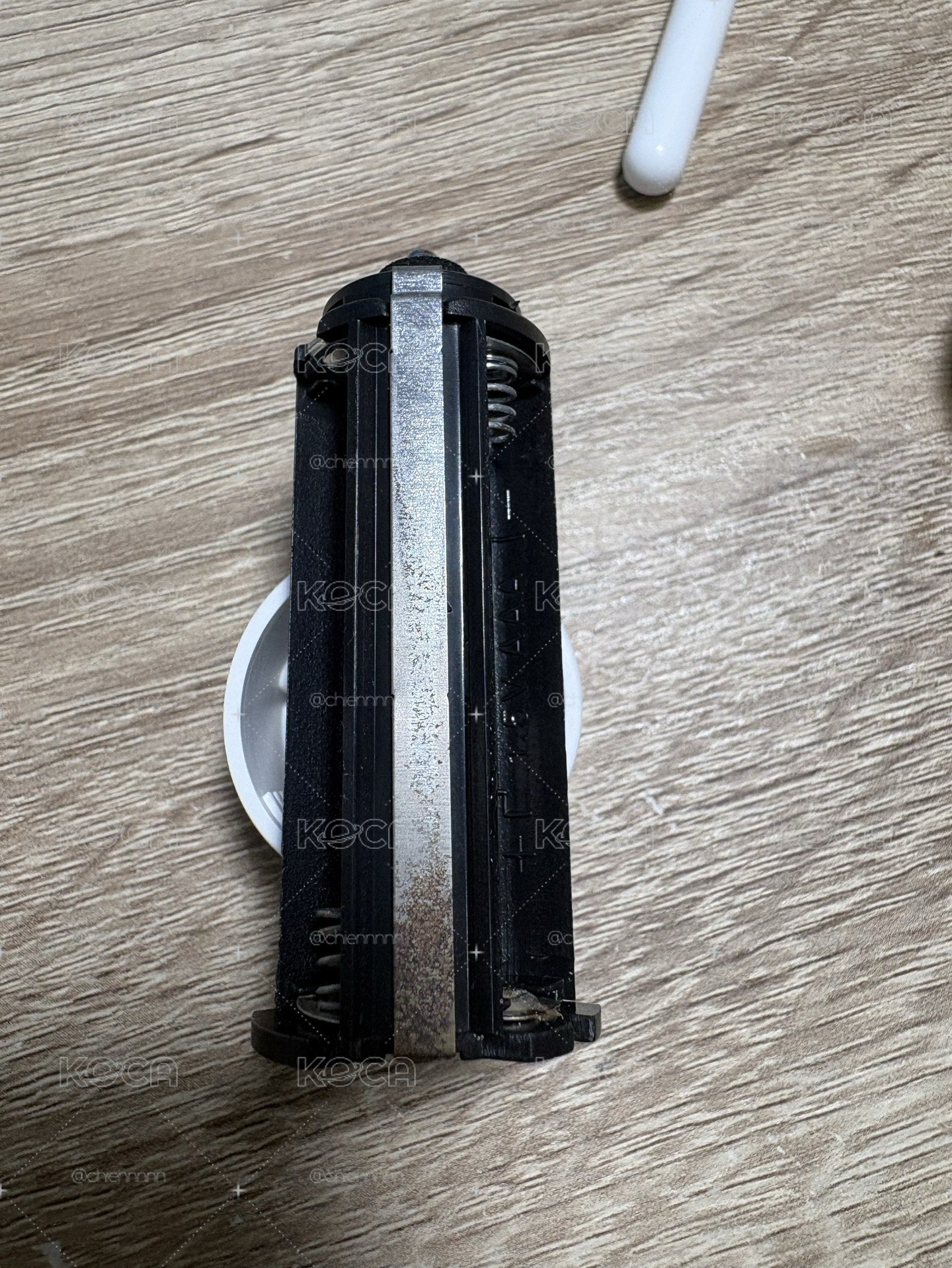 有底座手燈（一代二手 使用多次 有初販貼紙）