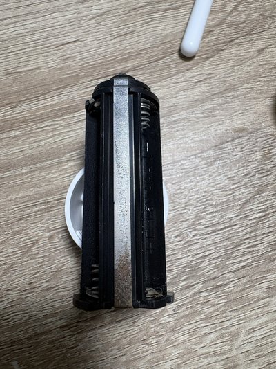 有底座手燈（一代二手 使用多次 有初販貼紙）