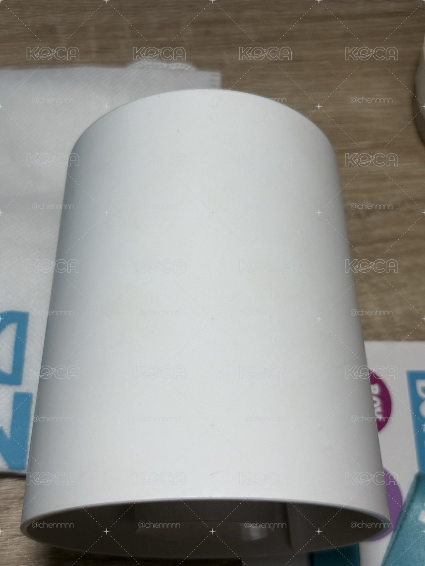 有底座手燈（一代二手 使用多次 有初販貼紙）
