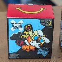 McDONALD’S x Hello Kitty 公仔 