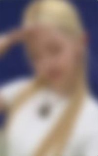 迷你一輯 yzy 預購 特典卡 