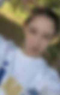 迷你一輯 yzy 線上1.0 簽售卡 