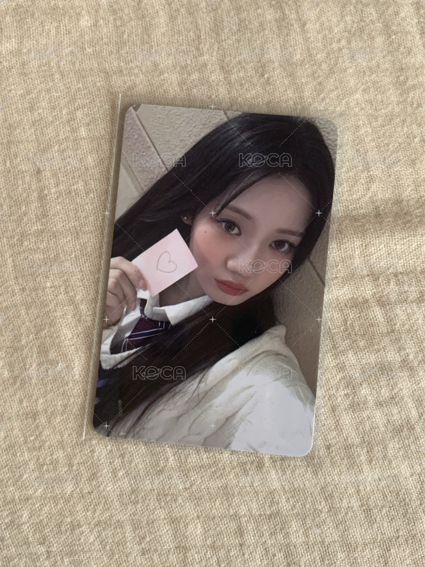 校服拿心