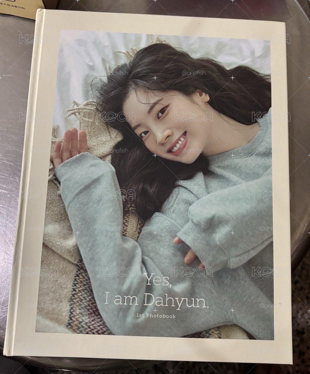 Yes,I am Dahyun 1st Photobook