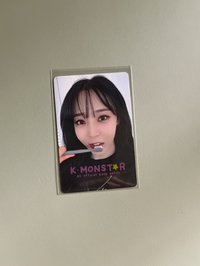 文星伊小卡