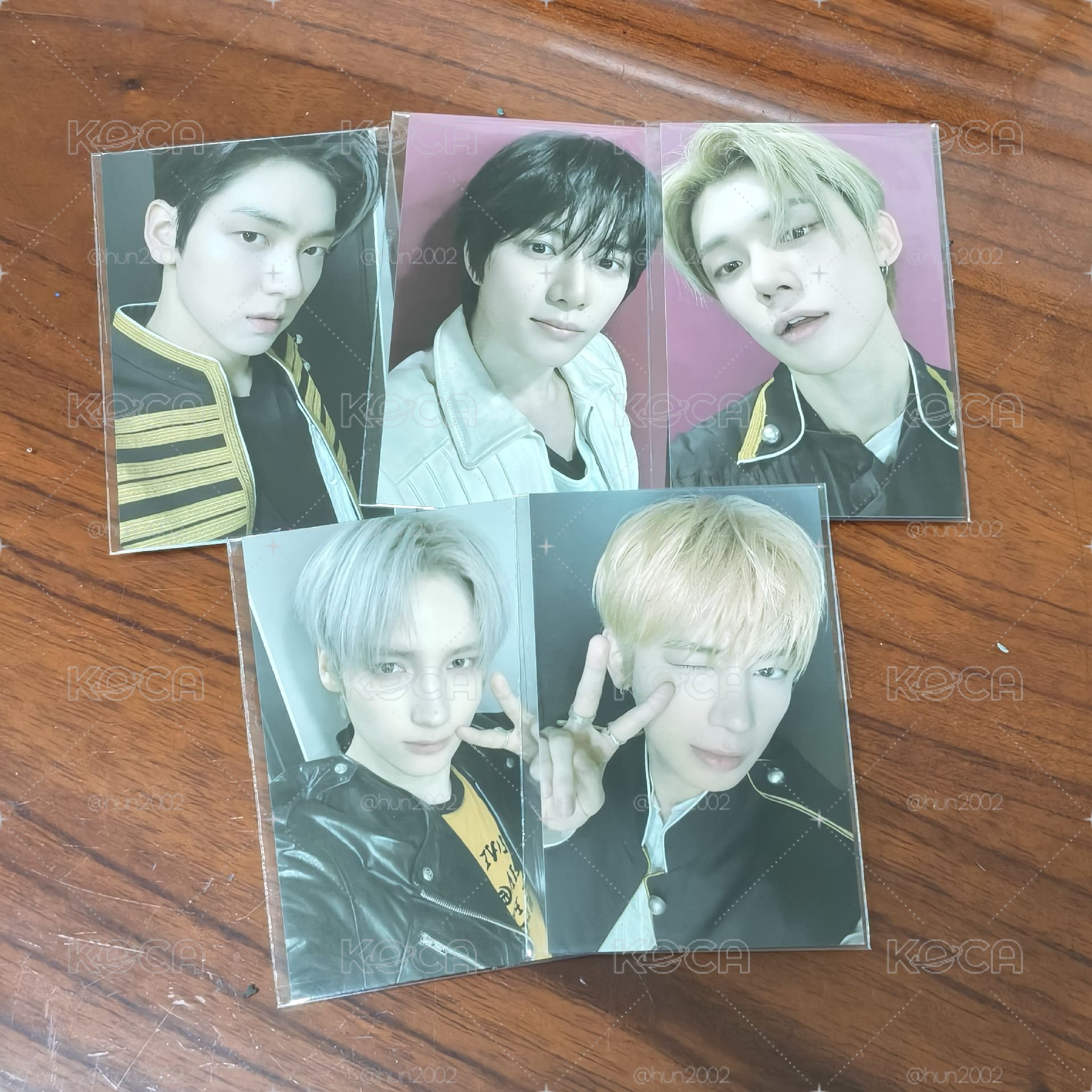 layer of us 展覽現貨週邊