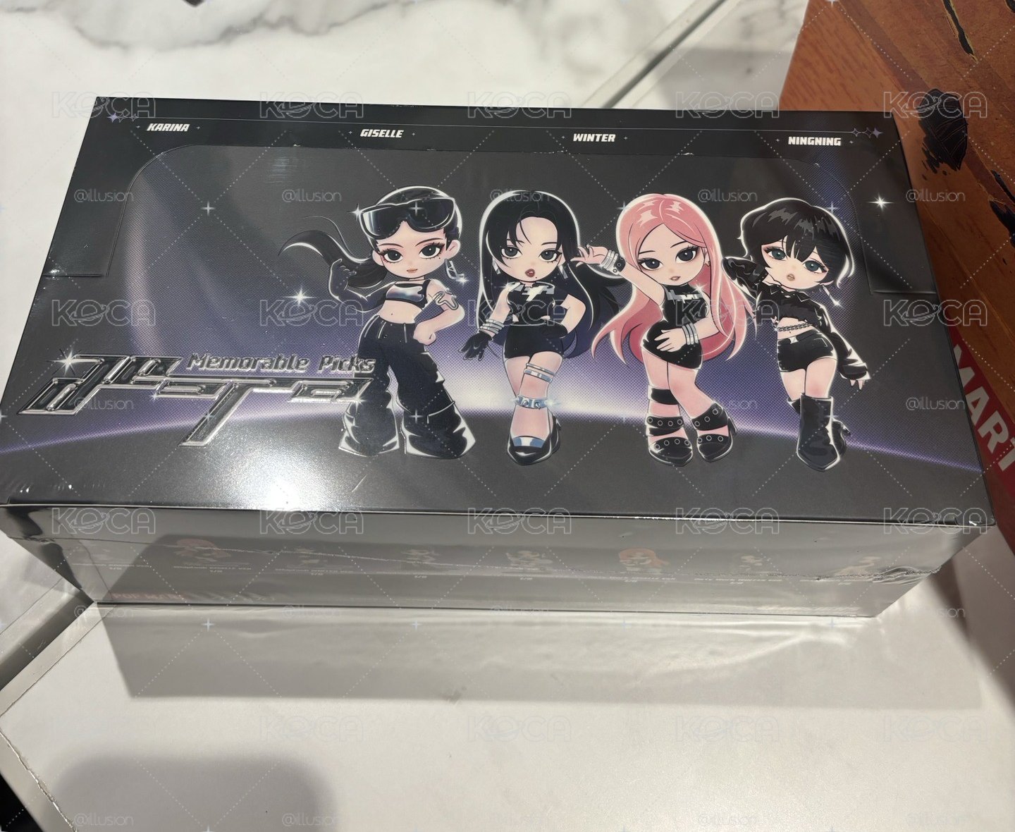 全新一中盒 aespa 泡泡瑪特公仔
