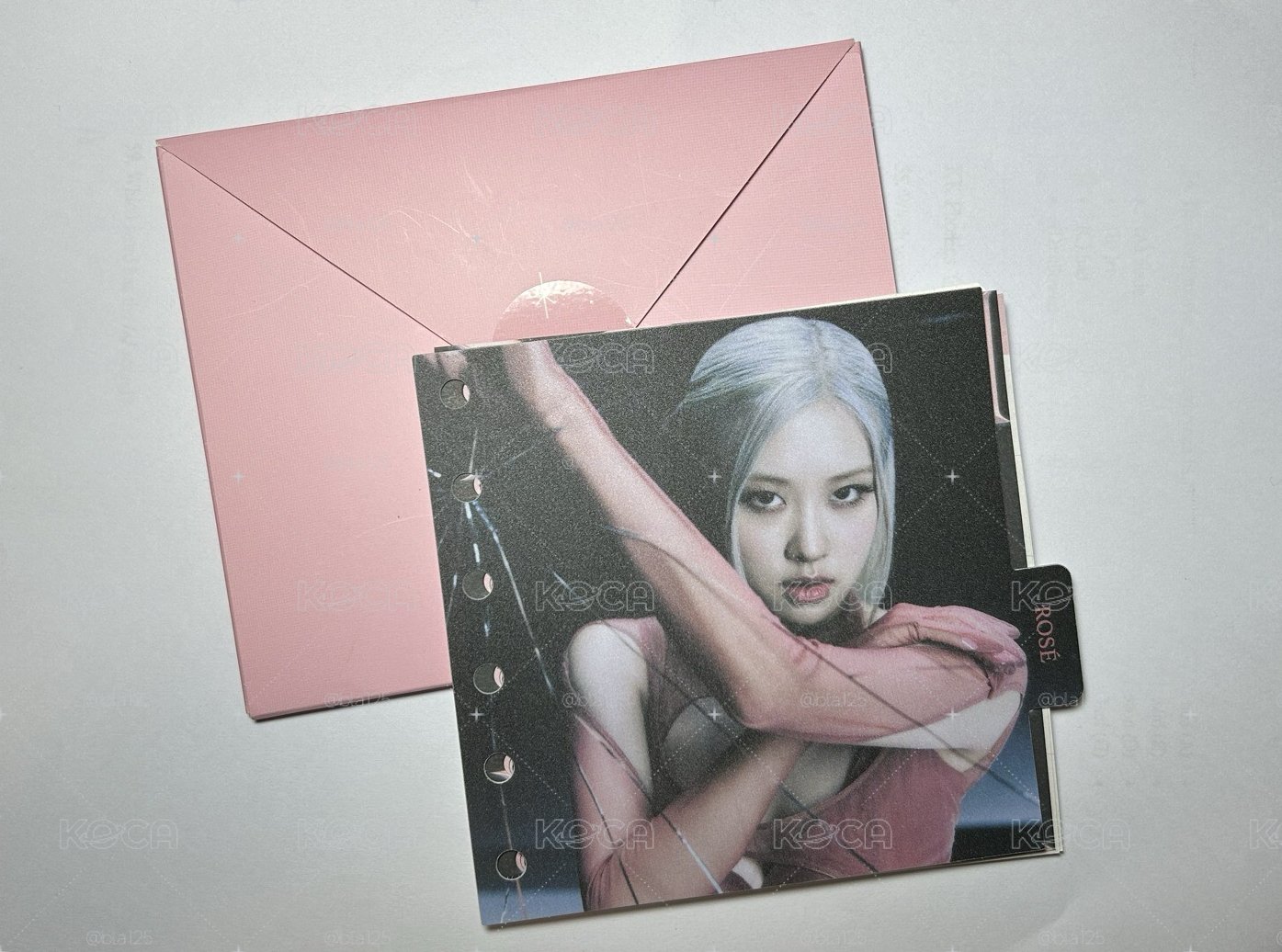 ROSÉ 封面索引冊