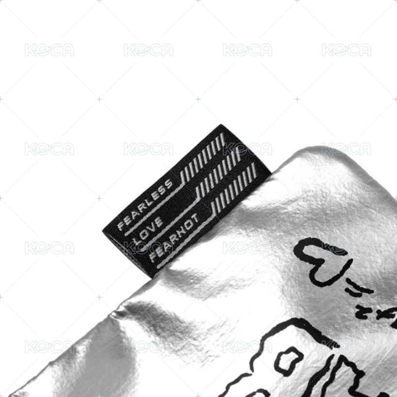 POUCH