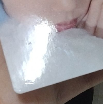 張桂源萬物 趴床