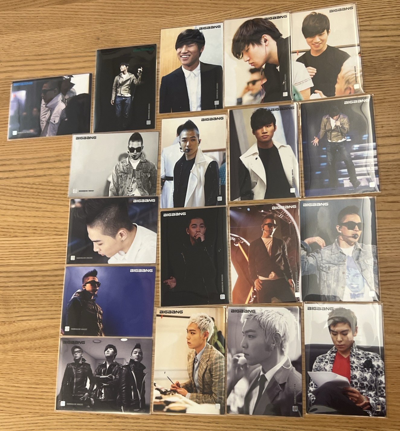 BigBang 大聲、太陽、T.O.P.小卡 合售17張