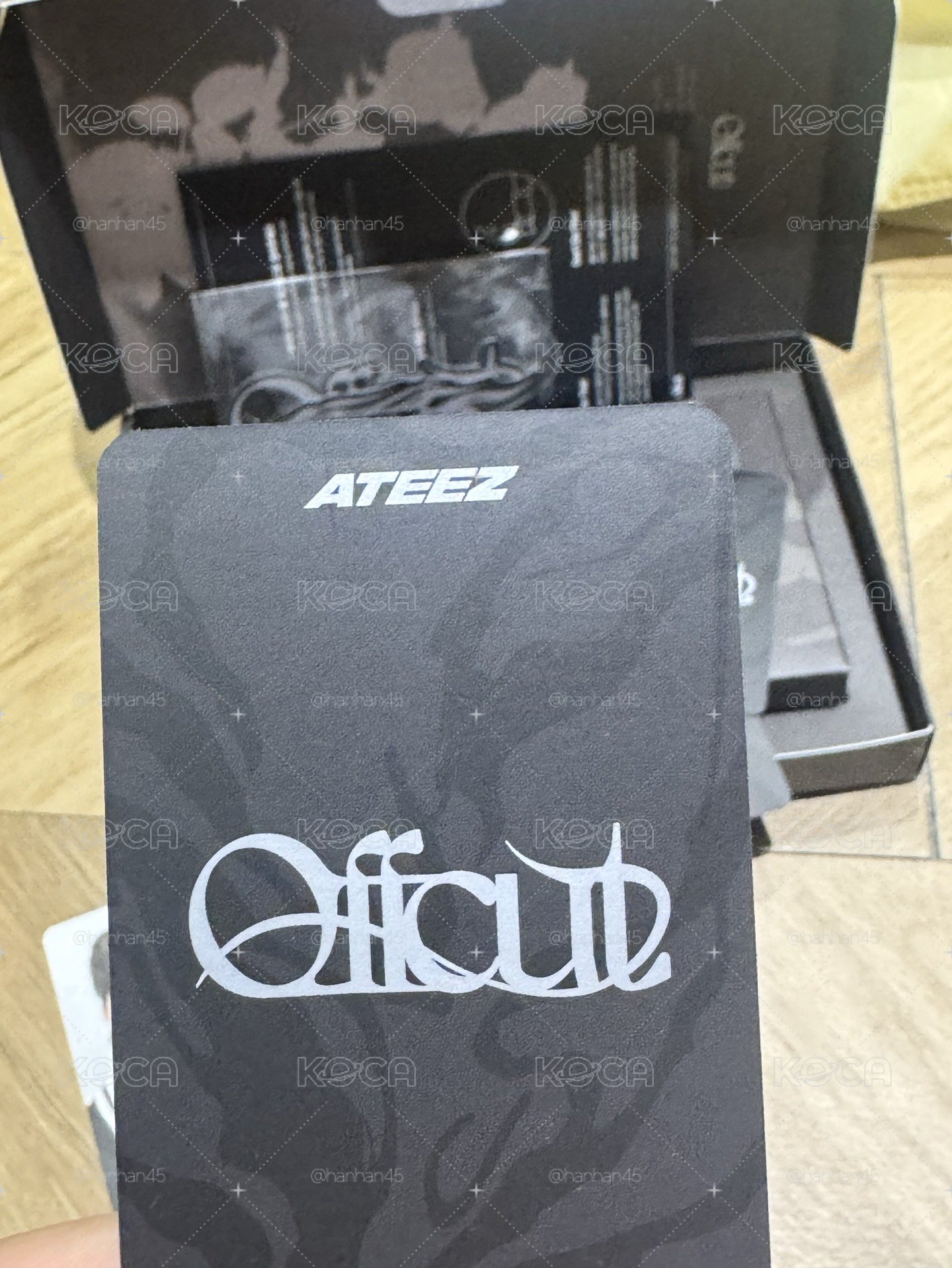 ATEEZ 紙香組+整組特典 有😉傘