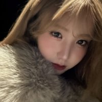 直井怜頰肉