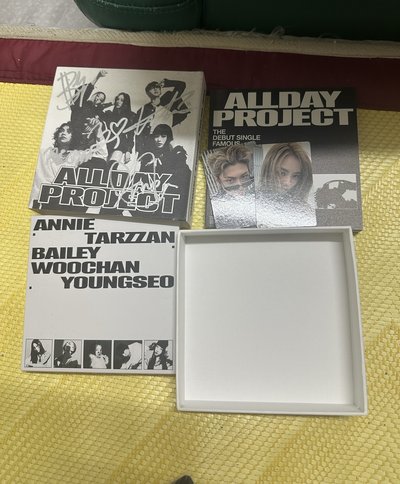 Allday project 出道簽名專輯