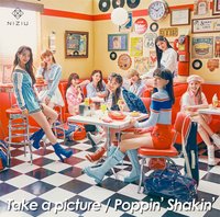 Take a picture / Poppin' Shakin' 初回限定B盤 專輯配置