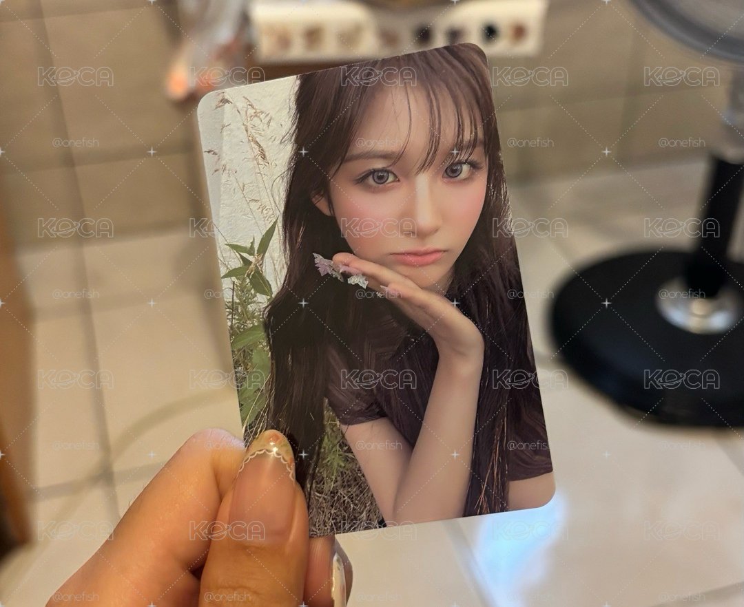 Sullyoon正規一專輯小卡